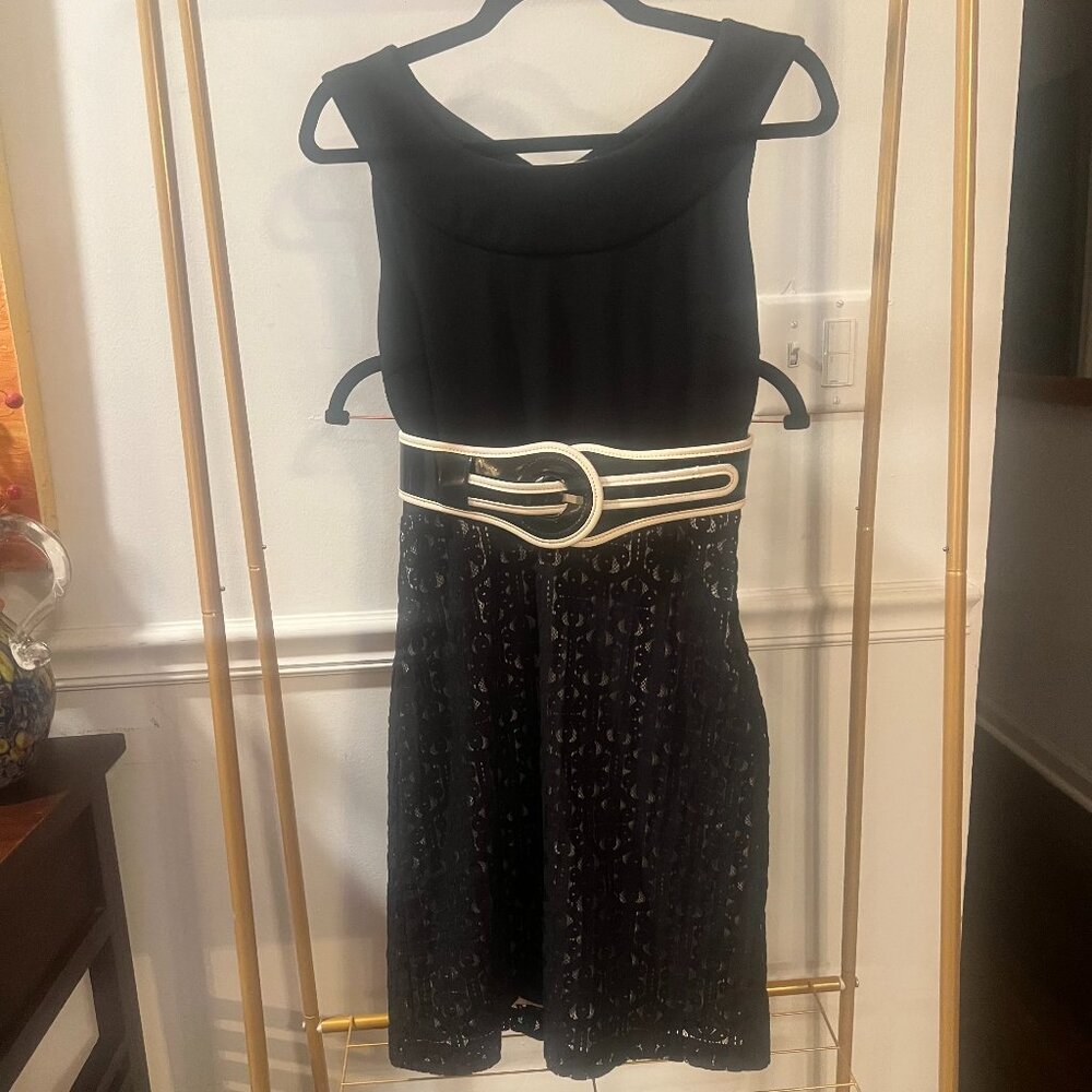 Kensie Black Dress w/ White Lace Overlay Skirt + Matching Belt, M